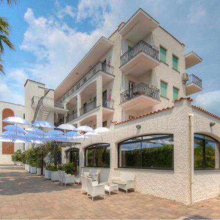 Residence Riviera Mare Pietra Ligure Exterior photo